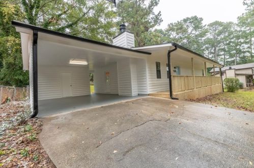 782 Boggs Rd, Mableton, GA 30126-4206