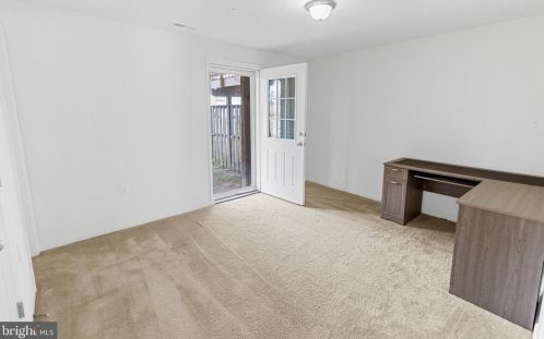22 Appalachian Ct, Falling Waters WV  25419-1169 exterior
