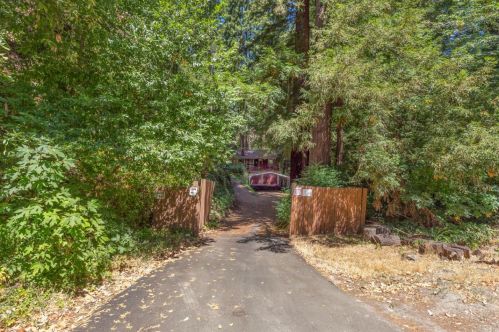 17625 Bear Creek Rd, Big Basin, CA 95006-8655