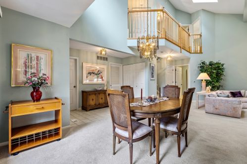 501 Banyan Tree Ln, Buffalo Grove, IL 60089-4616