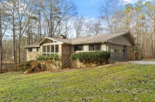 1069 Bethel Rd, Conyers, GA 30012-2155