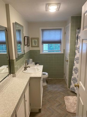 140 Hoerle Blvd, Torrington CT  06790-3243 exterior