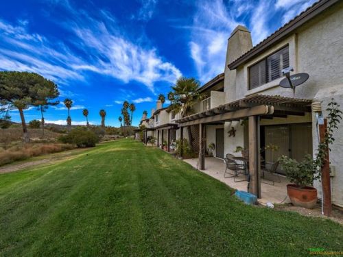 5422 Villas Dr, Bonsall, CA 92003-5206
