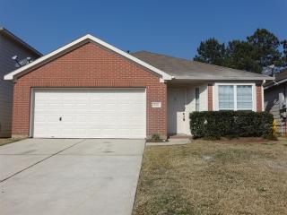 5018 Deerpath Dr, Conroe TX  77303-2380 exterior