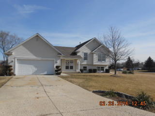 203 Mallard Ln, Hanover Park, IL 60108-5406
