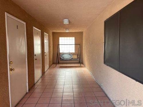 443 Heffernan Ave, Calexico, CA 92231-2767