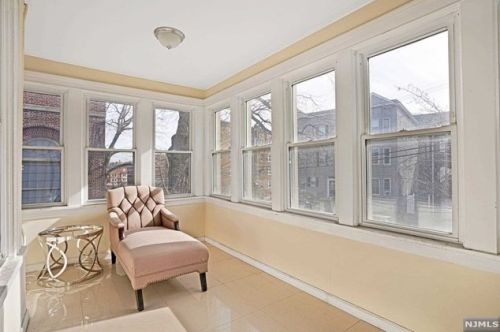 35 Hilliard Ave, Edgewater, NJ 07020-1209