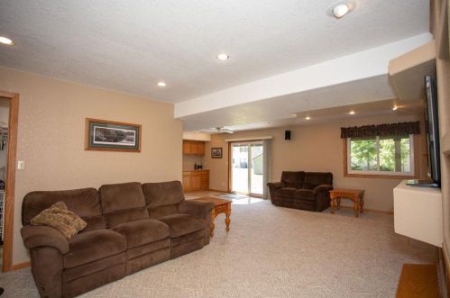 7873 28th St, Saint Paul MN  55128-4803 exterior