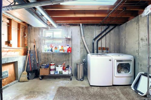 990 Zeno Way, Aurora CO 80017-3394 exterior