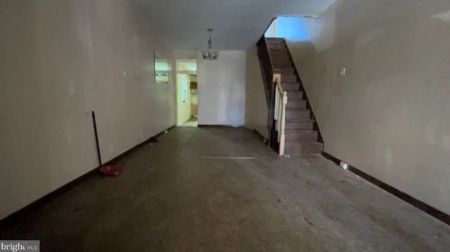 4747 3rd St, Philadelphia, PA 19120-4101