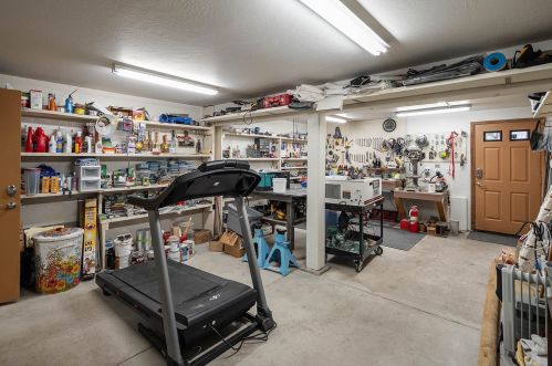 12095 Rainbow Dr, Truckee CA  96161-2732 exterior