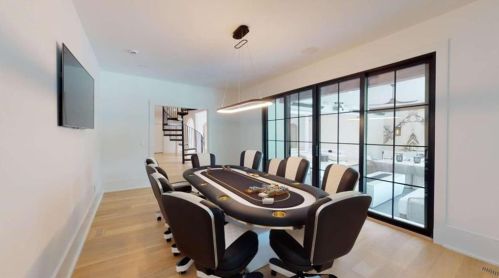 3206 Arden Rd, Atlanta GA  30327-1262 exterior