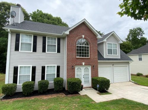 137 Titan Rd, Stockbridge, GA 30281-9121