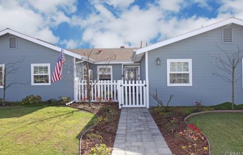5132 Edinger Ave, Huntington Beach, CA 92649-1437