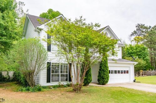 365 Fosters Mill Ln, Suwanee, GA 30024-3197