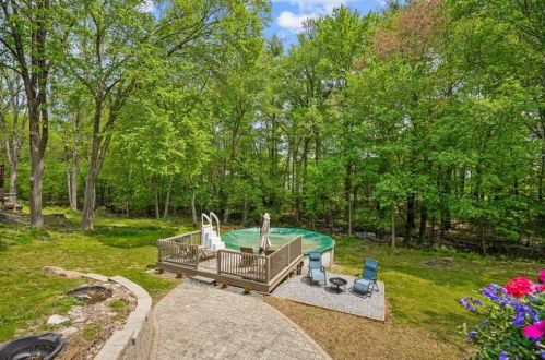 338 Camp Dixie Rd, Glocester RI  02859-2807 exterior