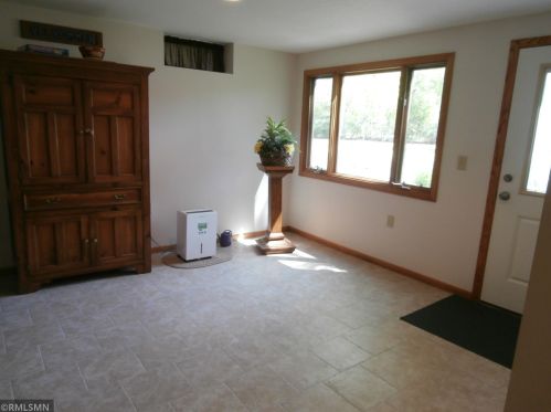 556 Edith Ave, Saint Paul MN  55115-2030 exterior