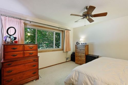 615 Bucher Ave, Saint Paul MN  55126-4628 exterior