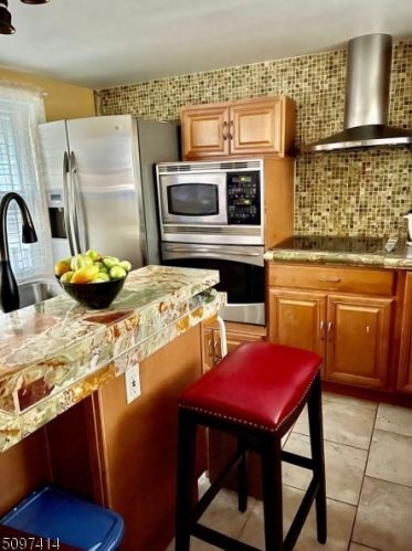 157 Sussex St, Dover, NJ 07801-2720