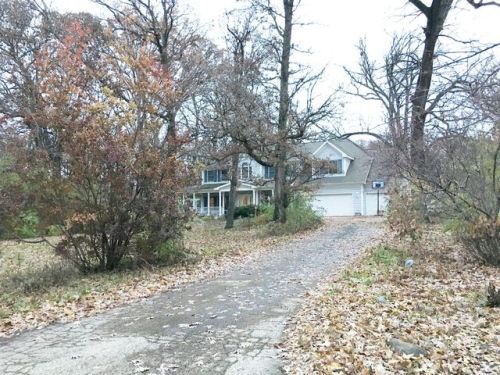 27690 Gerry Ln, Sycamore IL  60178-8127 exterior