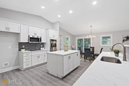 1121 Pullman Cir, Reynolds Plantation GA  30642-2691 exterior