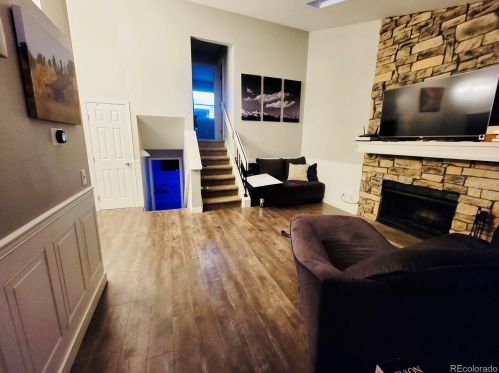 1955 Ensenada St, Denver CO  80011-5353 exterior