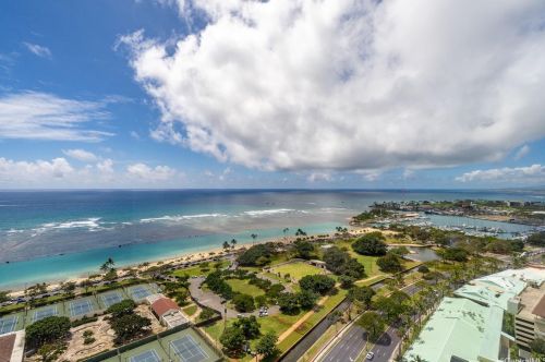 1288 Ala Moana Blvd, Honolulu HI  96814-4204 exterior