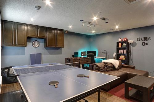 3141 Riverside Dr, Carrollton TX 75007-3732 exterior