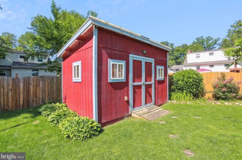 903 Kerwin Rd, Silver Spring MD 20901-1752 exterior