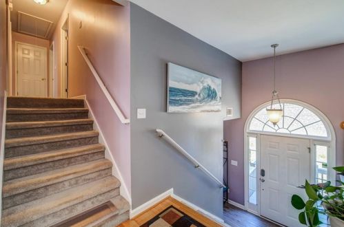105 Barrett Springs Dr, Holly Springs, GA 30115-4325
