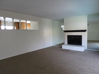 8451 Friesland Dr, Huntington Beach CA  92647-6307 exterior