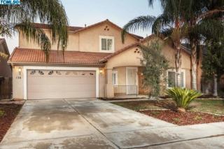 138 Roeben St, Visalia, CA 93291-6508