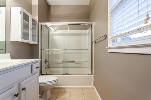 8615 Hope Mews Ct, Atlanta GA  30350-2961 exterior