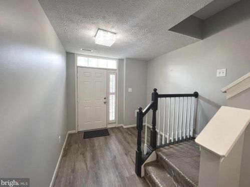 7027 Cradlerock Farm Ct, Columbia MD  21045-4400 exterior