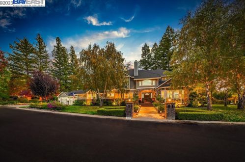 929 Gray Fox Cir, Pleasanton, CA 94566-4402