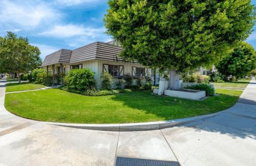 4140 Orange Ave, Cypress, CA 90630-2753