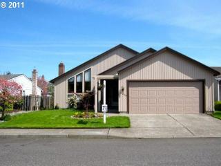 2364 150th Ave, Portland OR  97230-4552 exterior