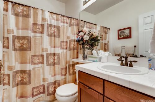 6118 Fundy Way, Aurora CO 80016-3860 exterior