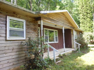438 Jones Dr, Boone, NC 28607-7239