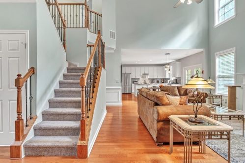 1033 Alexander Run Pass, Buford GA  30518-5560 exterior