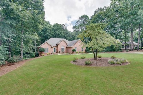 1015 Lake Forest Ln, Mcdonough, GA 30253-5582