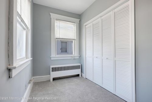 1415 Asbury Ave, Tinton Falls NJ 07712-5701 exterior