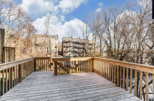 2616 Hackberry St, Cincinnati OH  45206-2121 exterior