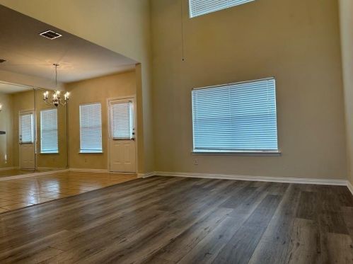 8505 Brunswick Dr, Plano TX  75024-7386 exterior