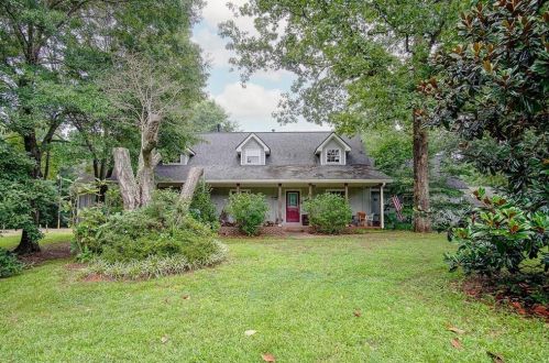 75 Price Dr, Locust Grove, GA 30248-2539