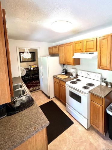 3200 Galapago St, Englewood CO 80110-2323 exterior