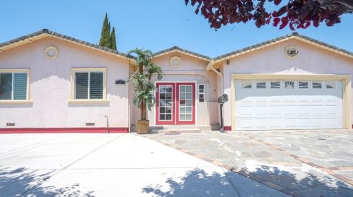 407 Dixon Rd, Milpitas, CA 95035-2636