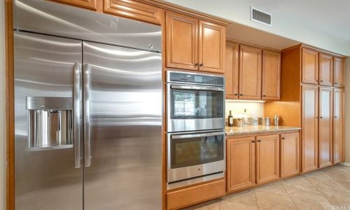 8208 Bailey Way, Anaheim CA  92808-2532 exterior