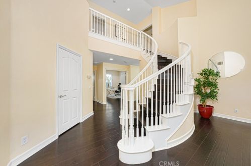 32 Trinity, Irvine CA  92612-3271 exterior