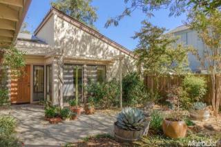 3241 Oyster Bay Ave, Davis, CA 95616-2671